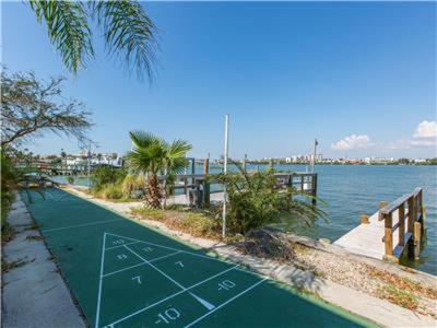 Bay Watch #6 - Weekly Beach Rental Clearwater Beach Exterior photo